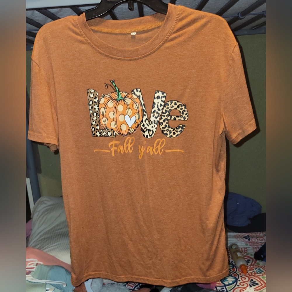 Women's unisex size medium fall tshirt
